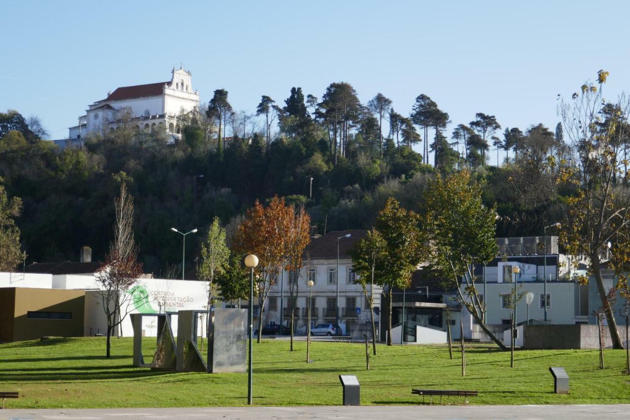 Two Churches Apartment Leiria Extérieur photo